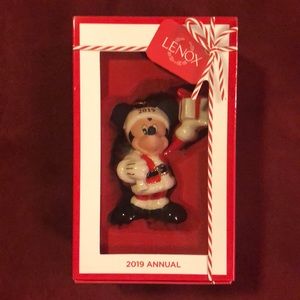 Disney Showcase Collection Lenox Ornament 2019
